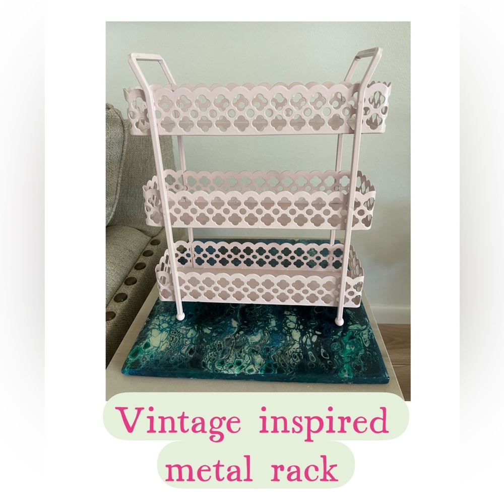 Vintage inspired Pink metal rack 12”x10”x3”
